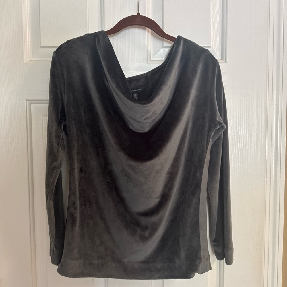 White House Black Market Charcoal Velvet Top
